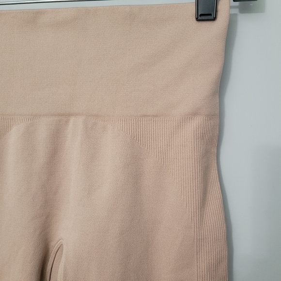 SetActive Pale Pink Sculptflex Athletic Leggings - Picture 5 of 8